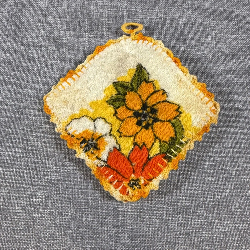 VTG Handmade 3 Sided Floral Potholder Kitchen Yellow Orange Retro Cottagecore